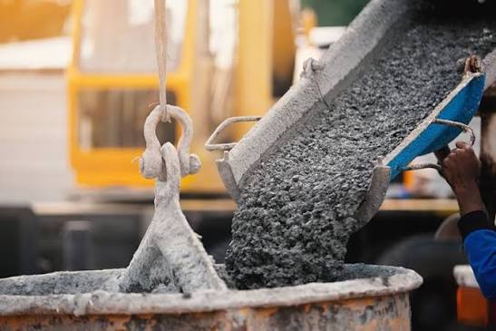 Bulk construction material site delivery